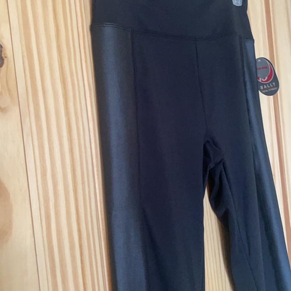 Bally 25” ankle legging with side stripe detail - Picture 2 of 3